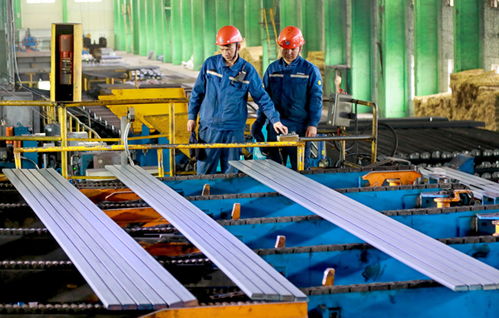 打造八鋼硬核產(chǎn)品的電纜生產(chǎn)團(tuán)隊(duì) 創(chuàng)新驅(qū)動(dòng)與品質(zhì)保障